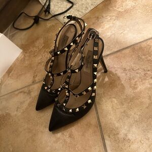 Valentino Black rockstud Studded Women's Heels